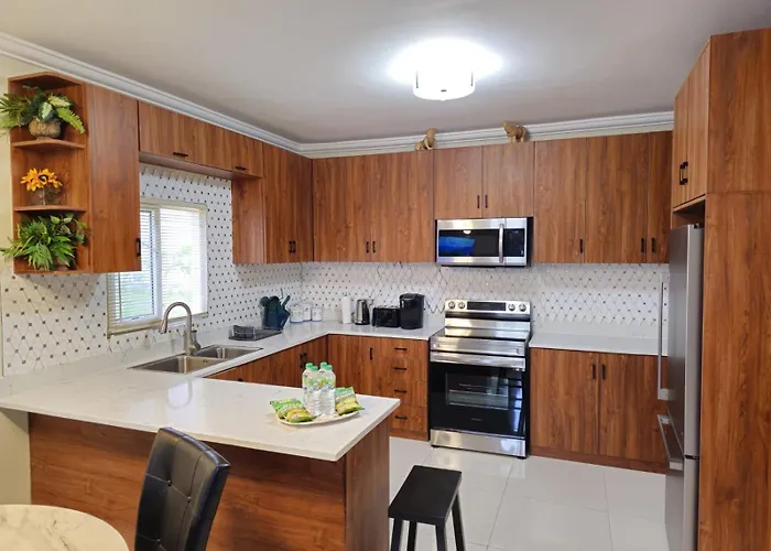 The Full Maison At Holiday home